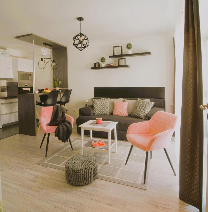 Tisza River Apartman Szeged Exteriör bild