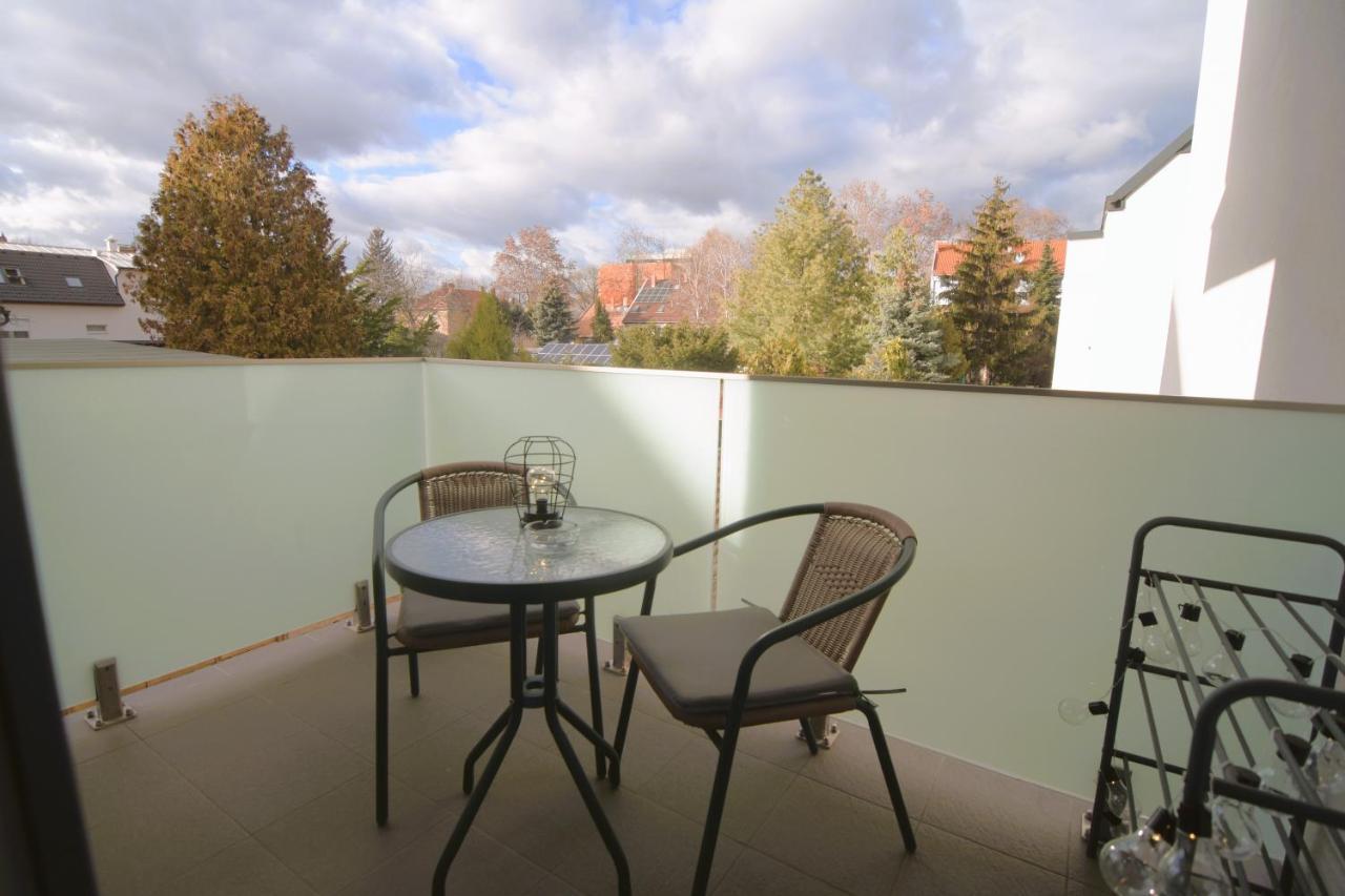 Tisza River Apartman Szeged Exteriör bild