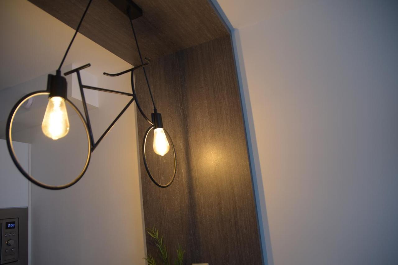 Tisza River Apartman Szeged Exteriör bild